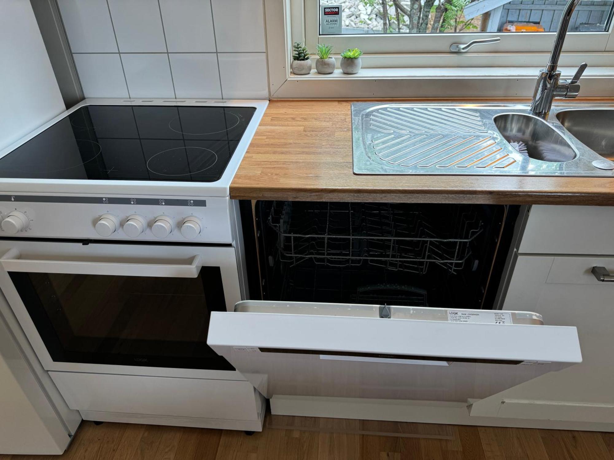 Walo Apartments Tromsdalen - Close To Cable Car And Arctic Cathedral, 10 Min By Bus To City Centre, Free Parking Tromso Exterior photo
