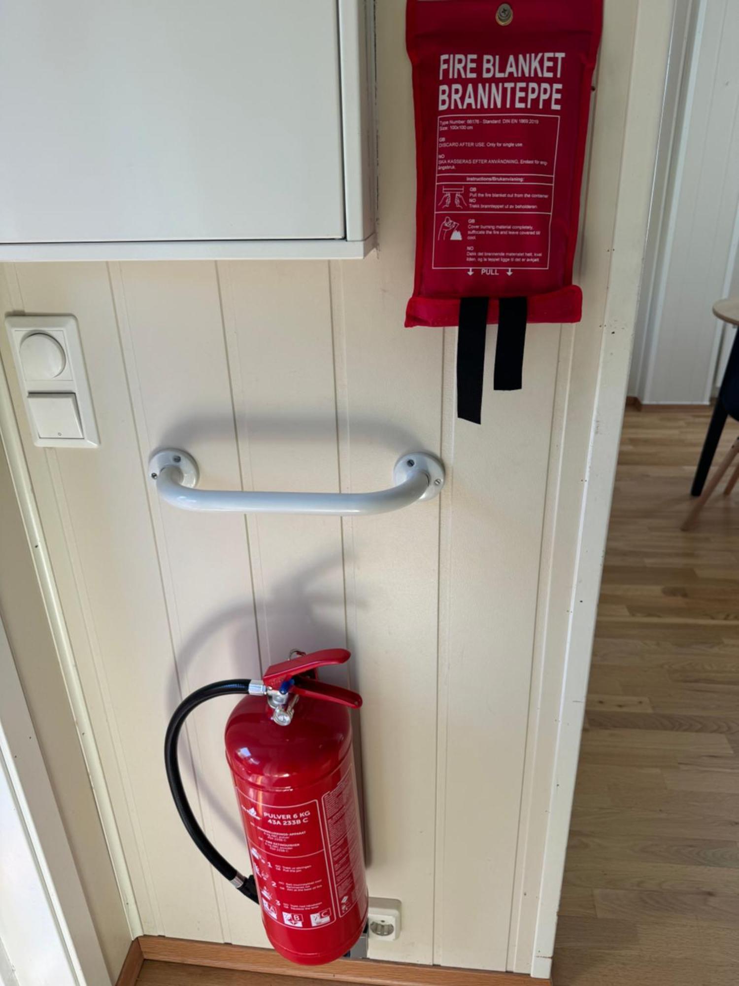 Walo Apartments Tromsdalen - Close To Cable Car And Arctic Cathedral, 10 Min By Bus To City Centre, Free Parking Tromso Exterior photo